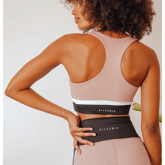 All Fenix Ivy Beige‎ Multi Color Block High-Impact Sports Bra Size Medium $65 - Picture 3 of 14